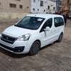 Peugeot partner 5 places Clim thumb 3