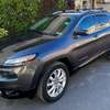 Jeep Cherokee Limited full options 2017 4 cylinder thumb 2