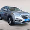 Hyundai Santa Fe 2017 – Intérieur cuir – Excellent état thumb 2
