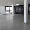 À louer grand showroom de 750 m² thumb 5