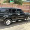 Mitsubishi Pajero thumb 1