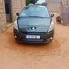 Peugeot 5008 thumb 0