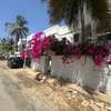 Villa à louer Ngor Almadie acoté du casino cap vert thumb 1