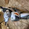 Moto scooter venant à vendre thumb 1