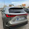 Lexus NX 300h hybride 2022 gris métallisé thumb 0