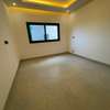 APPARTEMENT F4 À POINT E thumb 3