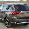 Mitsubishi Outlander 7 places 2016 thumb 9