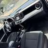 Toyota RAV4 2017 thumb 9