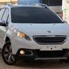 Peugeot 2008 thumb 2