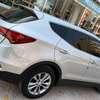 Hyundai santafe 2016 thumb 2