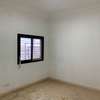 Villa R+1 à louer Ndiakhirate Sn City thumb 5