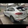 Porsche Cayenne 2017 platinum edition thumb 5