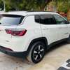 Toyota compassé foules options rien à signalé thumb 3