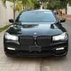 BMW série 7 pack M thumb 0
