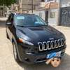 LOCATION TRÈS BELLE JEEP CHEROKEE FULL OPTIONS thumb 0