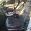 Range Velar thumb 7