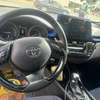 Toyota C-HR SUV Compact vert Fluo Vif Maniable thumb 6