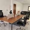 🚨 À SAISIR : 2 Bureaux open space + 8 chaises ergonomiques thumb 1