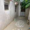 Maison A vendre  242 m2 Thies thumb 6