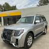 Mitsubishi Pajero 2018 thumb 5