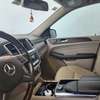 Mercedes-Benz ML 350 thumb 9