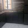 À louer, appartement rez-de-chaussée thumb 5