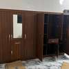 Armoire marron blanc et gris thumb 11