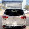 Toyota Highlander limited 7 places thumb 4