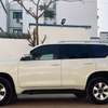 Toyota landcruiser thumb 2