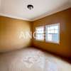 Ref_2291  Penthouse de 310m²  à louer à Keur Gorgui thumb 3
