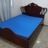 Lit en bois de 2places+Matelas à vendre thumb 1