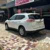 Nissan Rogue 2016 thumb 2