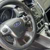 Ford Focus Année 2012 très bon état thumb 5