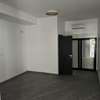 APPARTEMENT A LOUER AU POINT E thumb 3