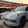 Porche Maccan thumb 7