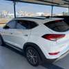 Hyundai Tucson full options thumb 7