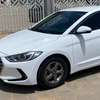 HYUNDAI AVANTE ANNÉE 2017 thumb 2