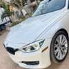 BMW 328i XDrive 2016 thumb 12