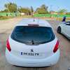 Peugeot 208 thumb 4
