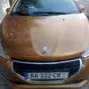 Peugeot 208 thumb 0