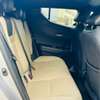 Toyota Chr hybride thumb 6