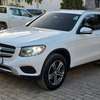 Mercedes glc 300 thumb 3