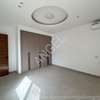 Ref_2760_PL Appartement F5 neuf à louer aux Almadies thumb 8
