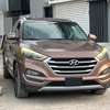 Hyundia Tucson thumb 1
