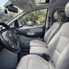 Location Hyundai Starex VIP 12 places thumb 5