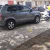 Hyundai voiture compacte gris métallisé économique thumb 6