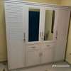 Armoire marron blanc et gris thumb 3