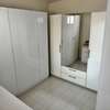 Très grand appartement entièrement meublé au plateau thumb 9