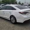 Hyundai LF Sonata Hybrid 2017 thumb 3