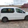 Peugeot partner 5 places Clim thumb 5